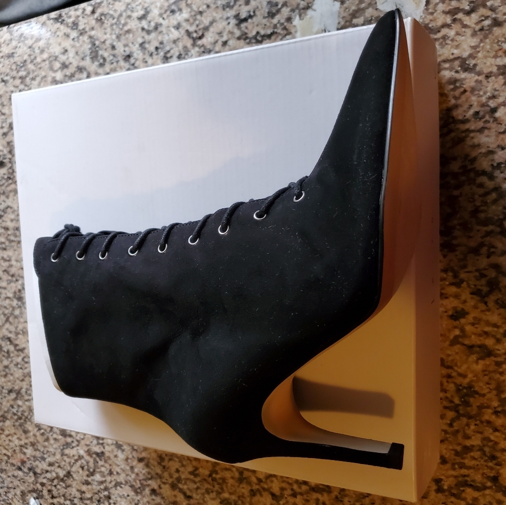 Leith Mila Corset Bootie - size 6M